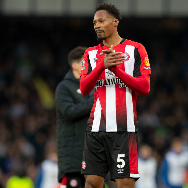 事的引入显 事的引入显