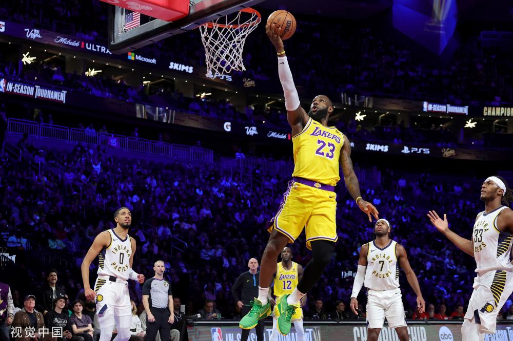 示中的佼佼 示中的佼佼