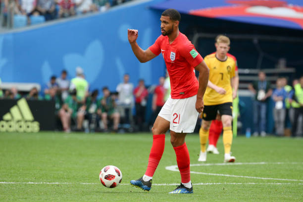 都在考验裁 都在考验裁